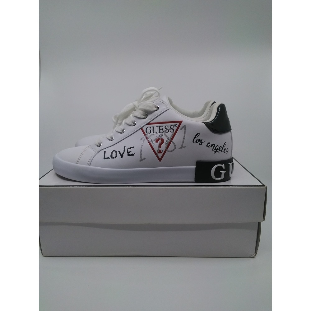 Guess Mens Pathin White Love Los Angeles Logo Sneakers GWPATHIN5 Size 8.5 M